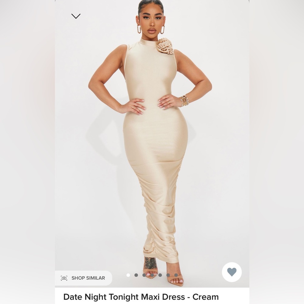 A date night Maxi dress. In the colour cream. Size Large. From Fashion Nova